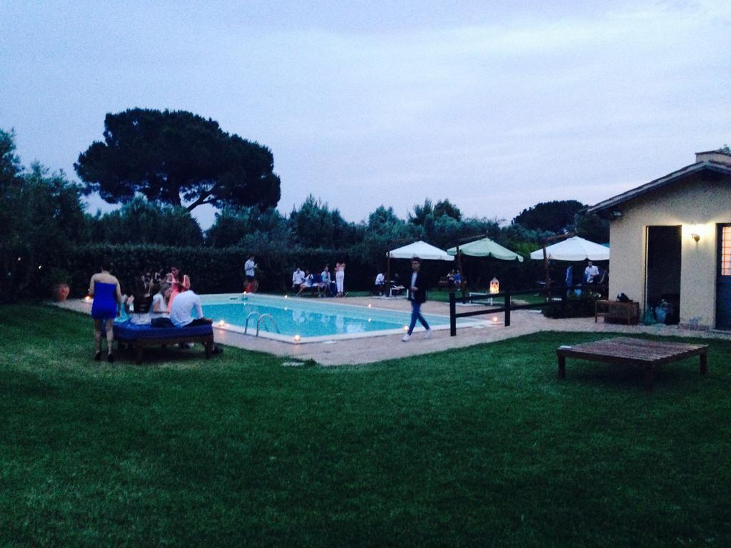 Casale Di Tormaggiore Villa And Country Suites Pomezia Luaran gambar