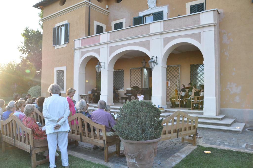 Casale Di Tormaggiore Villa And Country Suites Pomezia Luaran gambar